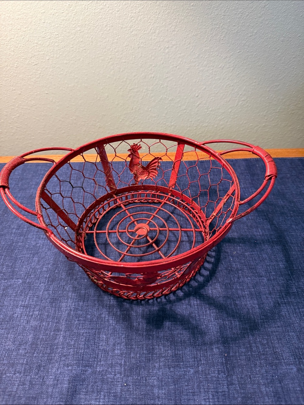 Decorative basket